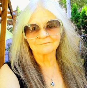 Meet your Posher, Joanne